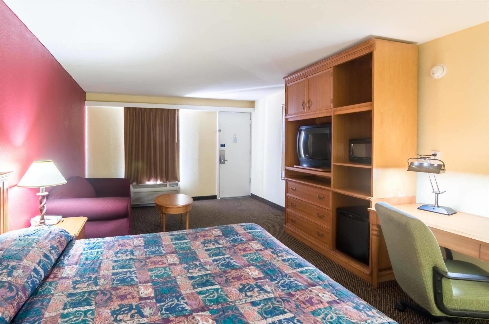 Delux Inn Wichita Falls Zewnętrze zdjęcie